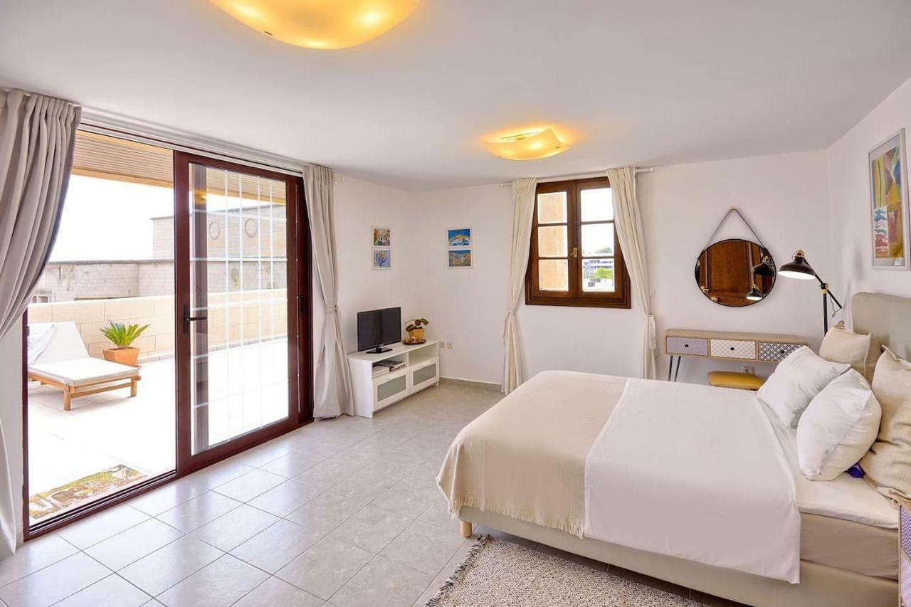 Center Penthouse - Medieval Town 10'- Beach 2' Rhodes City Kültér fotó
